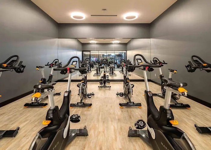 S Loop 1br W Pool Lounge Nr Cta Trains Chi-353